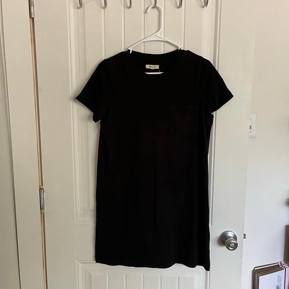 Madewell Black T-Shirt Dress - Picture 2 of 3